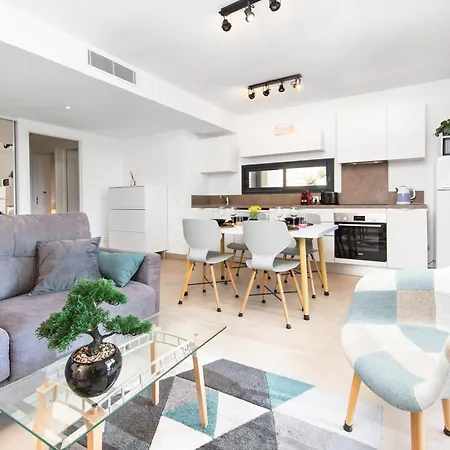 Vue & Tour Odeon - Terrasse - Parking - Bj Appartement *